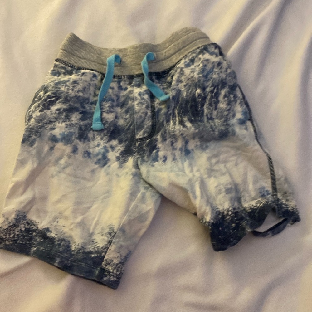 Blue and white ocean colored shorts very stretchy